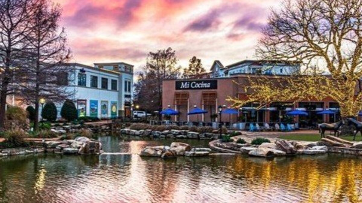Explore homes and city life in Allen, Texas
