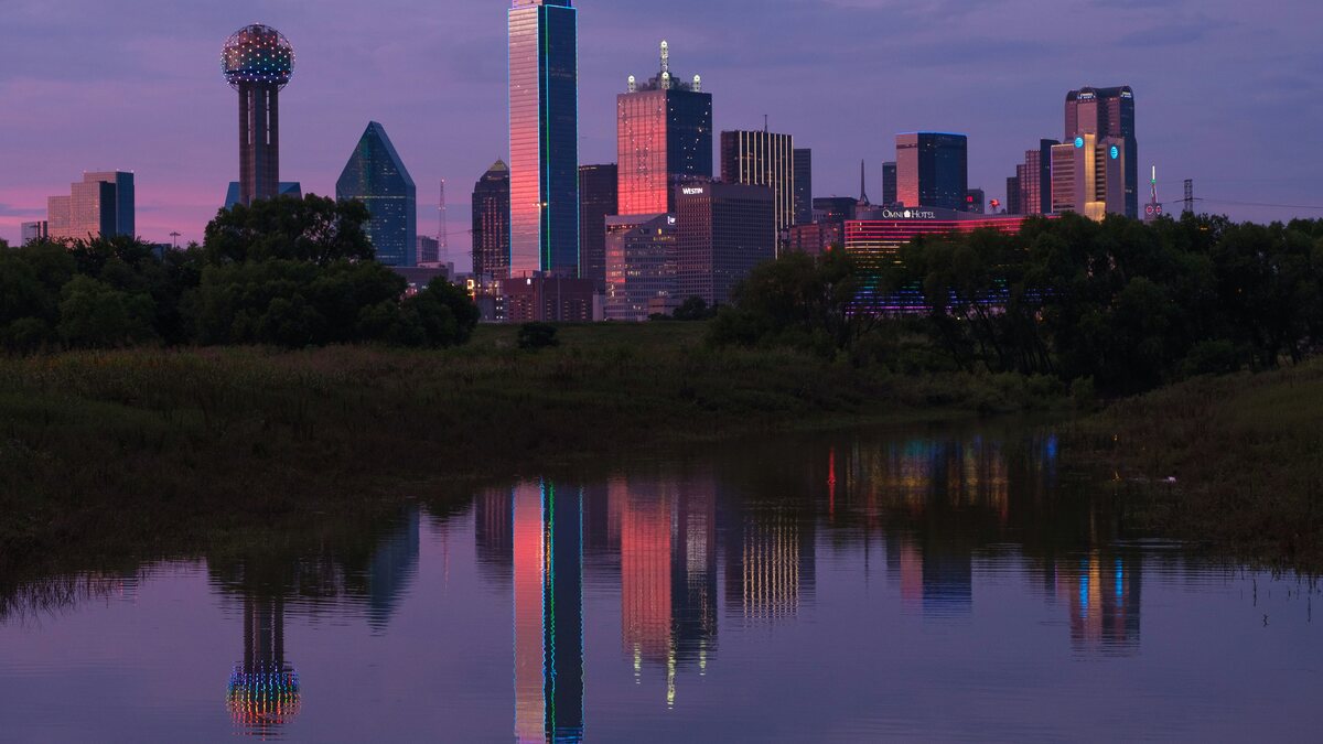 Explore homes and city life in Dallas, Texas