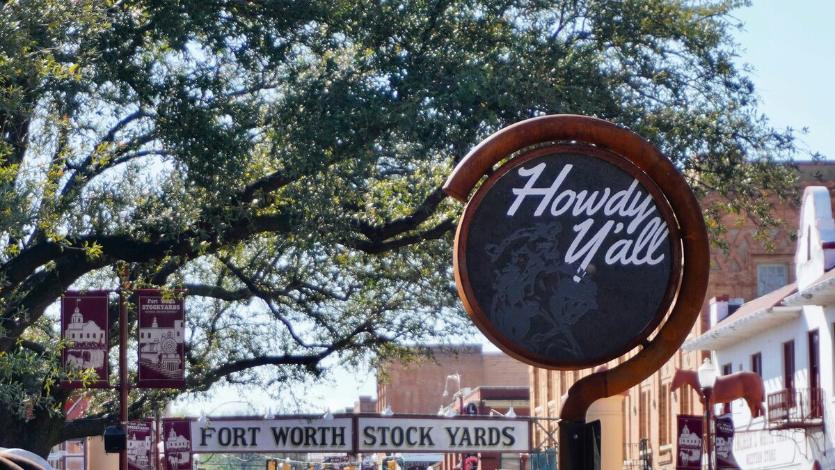 Explore homes and city life in Fort Worth, Texas