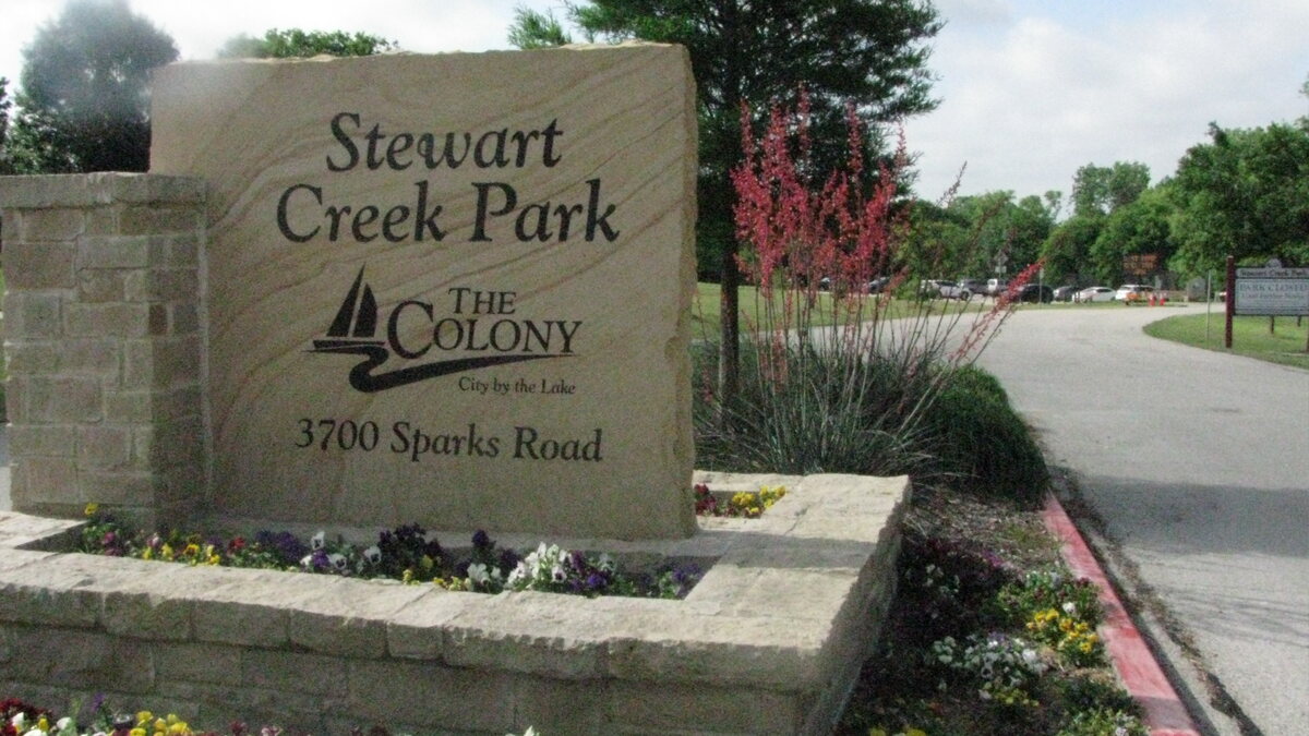 Explore homes and city life in The Colony, Texas