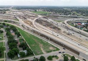 2390 Interstate 30 - Photo 14