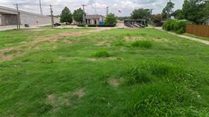 2390 Interstate 30 - Photo 18
