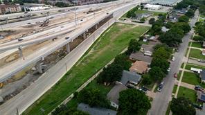 2390 Interstate 30 - Photo 2