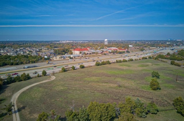 1318 N J Elmer Weaver Freeway