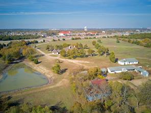 1318 N J Elmer Weaver Freeway - Photo 32
