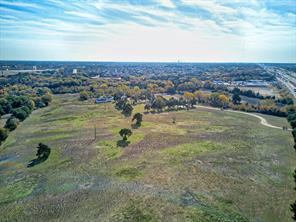 1318 N J Elmer Weaver Freeway - Photo 5