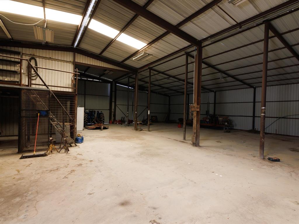 3433 Highway 81 N - Photo 16