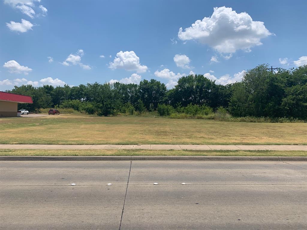 1010 E Broad Street - Photo 2