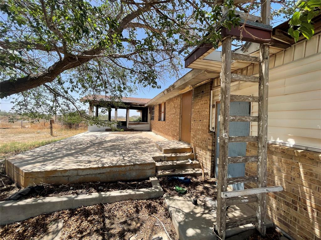 1804 N Redondo Avenue - Photo 8