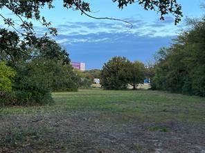 1300 Shannon Road W - Photo 15