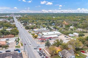 1301 N Main Street - Photo 2