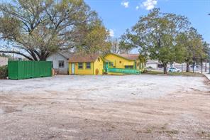 1301 N Main Street - Photo 33