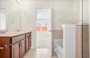 1611 Silas Drive - Photo 15