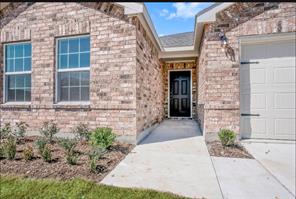 1611 Silas Drive - Photo 4