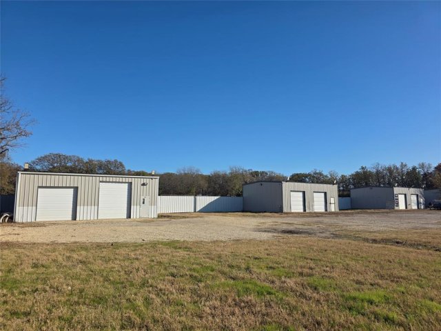870 N Mayhill Road