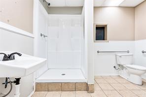 103 W Main St - Photo 17