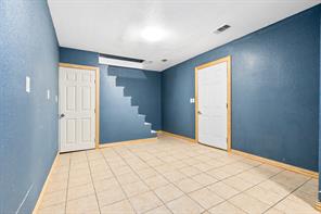 103 W Main St - Photo 18