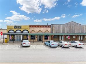 103 W Main St - Photo 2