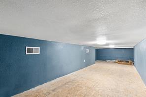 103 W Main St - Photo 21
