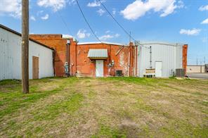 103 W Main St - Photo 25