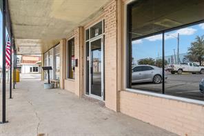 103 W Main St - Photo 8