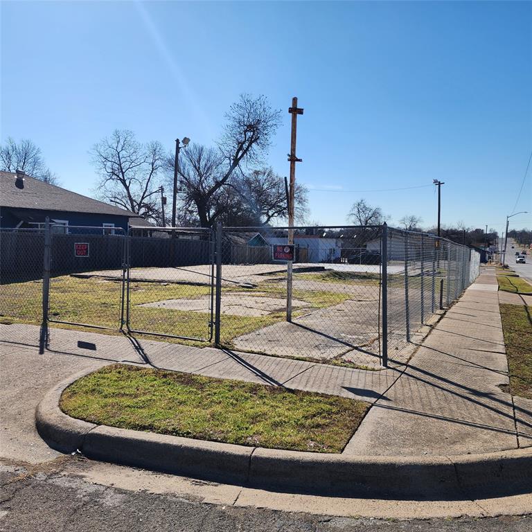2007 Evans Avenue - Photo 1