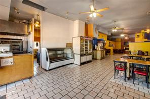 2501 Ambler Avenue - Photo 8