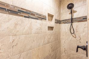343 Private Road 7327 - Photo 15