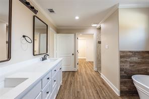 361 Private Road 7327 - Photo 10