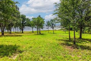 361 Private Road 7327 - Photo 28