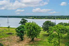 361 Private Road 7327 - Photo 29