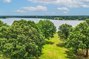 361 Private Road 7327 - Photo 30