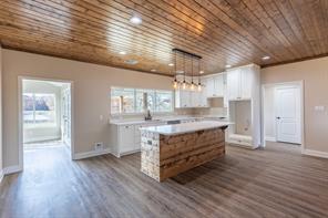 361 Private Road 7327 - Photo 8