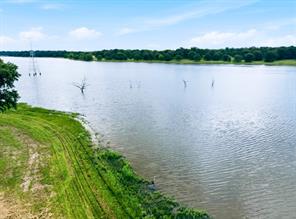 371 Private Road 7327 - Photo 13