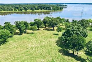 371 Private Road 7327 - Photo 18