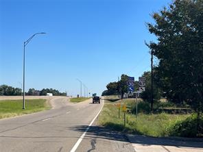 1300 I-30 Road W - Photo 14