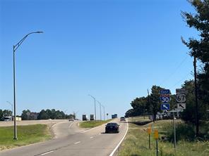 1300 I-30 Road W - Photo 2