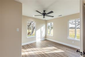 315 Private Road 7327 - Photo 15