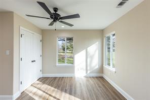 315 Private Road 7327 - Photo 22