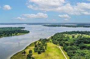 315 Private Road 7327 - Photo 38