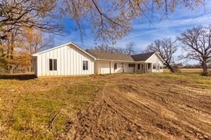 315 Private Road 7327 - Photo 9