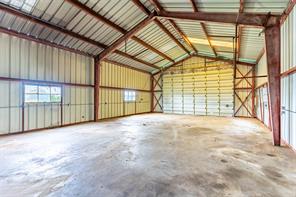1021 W Grove Street - Photo 14