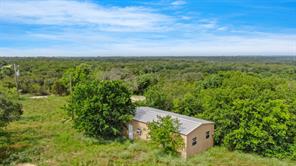 1435 Private Road 1129 - Photo 21