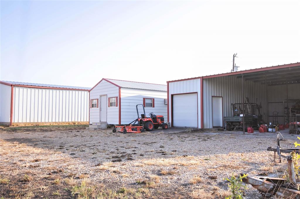 2424 FM 3297 - Photo 37