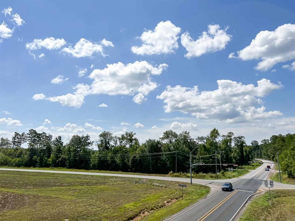 000 FM 1010 - Photo 12