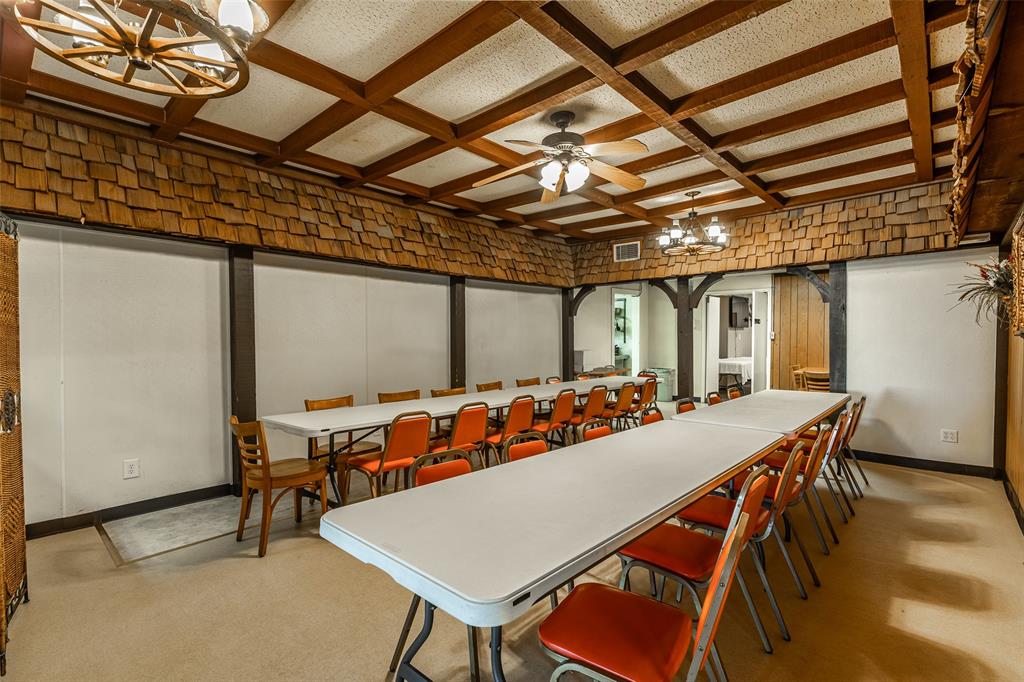 212 S Hickory Street - Photo 15