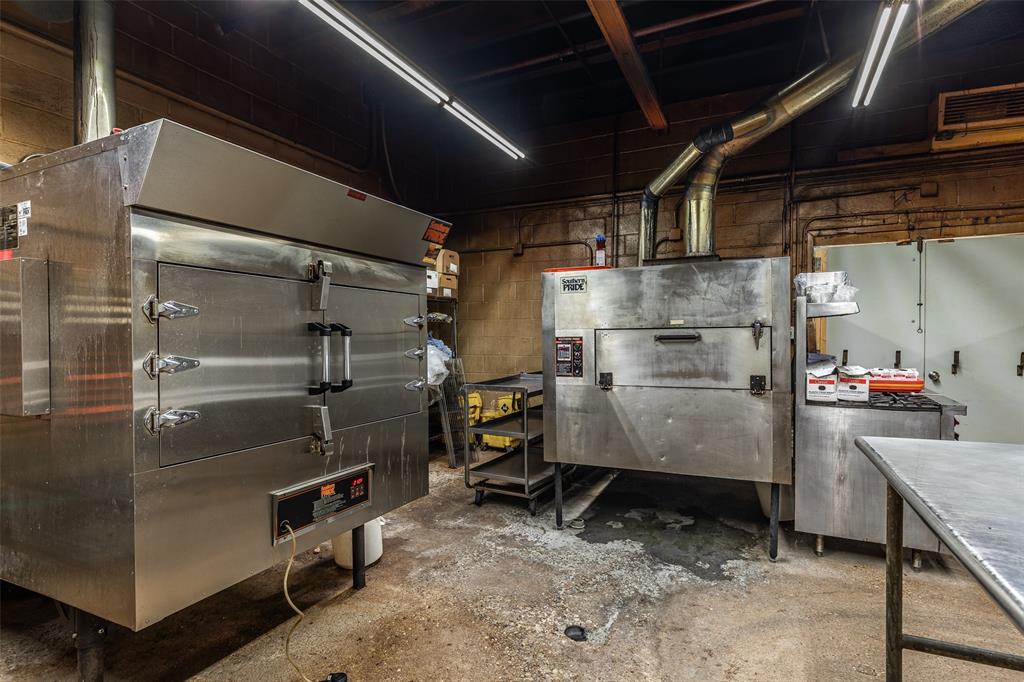 212 S Hickory Street - Photo 31
