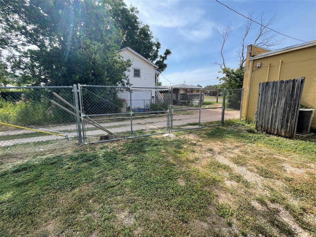 1926 N 1st Street - Photo 12