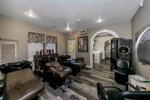 6712 Azle Avenue - Photo 10