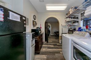 6712 Azle Avenue - Photo 12